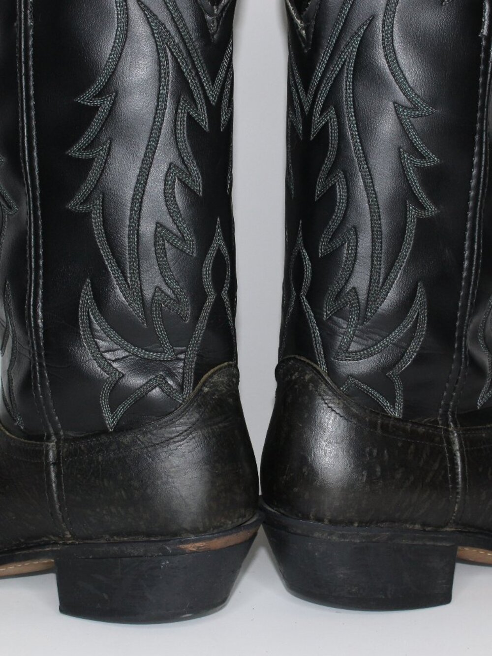 Laredo Black Leather Cowboy Boots (US 9.5 EE) - Picture 10 of 12